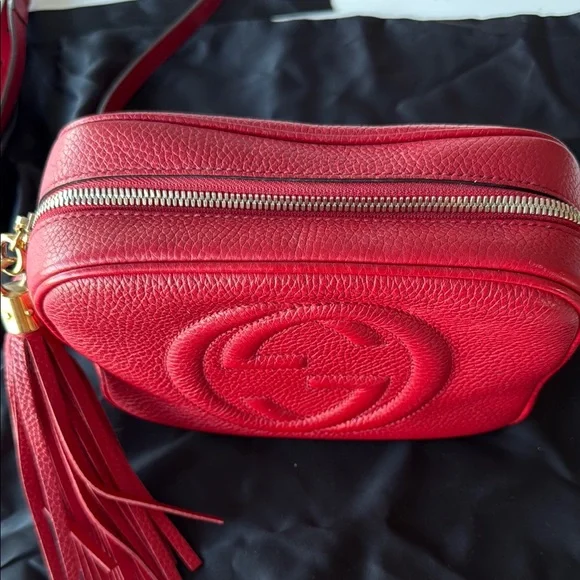 Gucci Soho Red Crossbody Bag with Iconic GG Logo - Picture 2 of 9